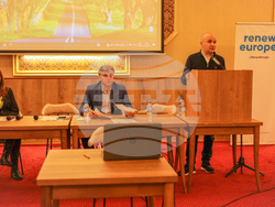 Снимка: офис на Илхан Кючюк  - Семинар „Перспективи за бъдещето: Отговорност“.