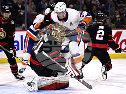 Islanders Senators Hockey