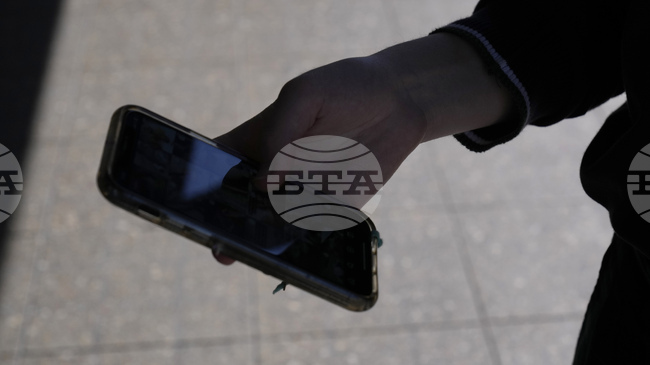 Ограничаването на използването на социални медии за седмица подобрява менталното здраве, показва проучване