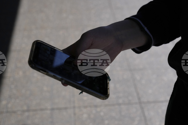 Ограничаването на използването на социални медии за седмица подобрява менталното здраве, показва проучване