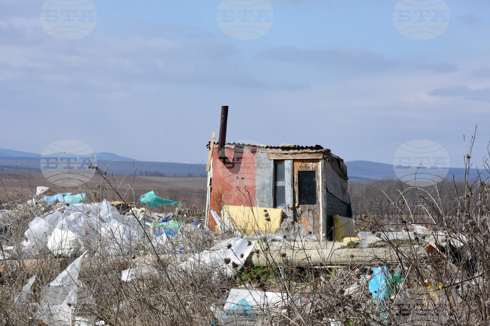 Депата за битови отпадъци в осем общини трябва спешно да се рекултивират