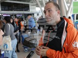 Летище София - 33-та българска антарктическа експедиция - участници - отпътуване