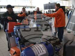 Летище София - 33-та българска антарктическа експедиция - участници - отпътуване