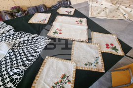 Трън - изложба - плетива