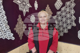 Трън - изложба - плетива