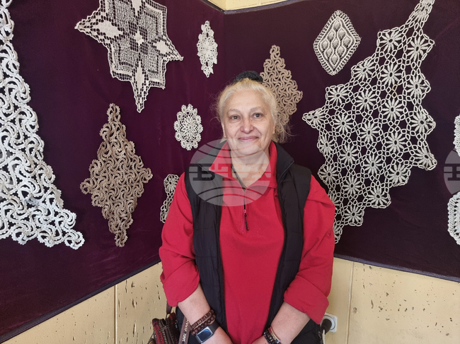 Трън - изложба - плетива