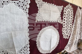 Трън - изложба - плетива