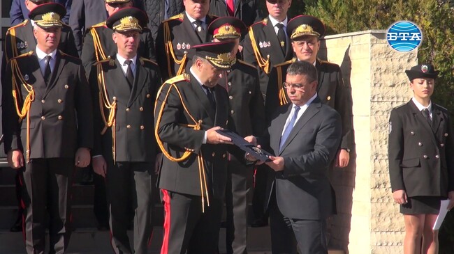 Нашата мисия е да защитим българските граждани от престъпни посегателства, каза Атанас Илков на професионалния празник на българската полиция