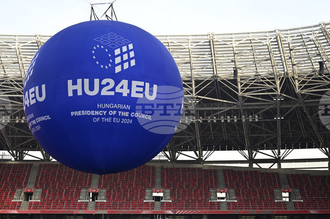 МТИ: Унгарски евродепутат разкритикува споразумението между Европейската народна партия, социалистите и либералите