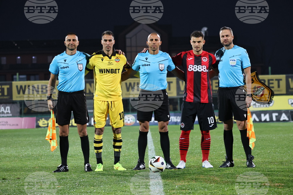 Пловдив - футбол - Ботев (Пловдив) - Локомотив (София)