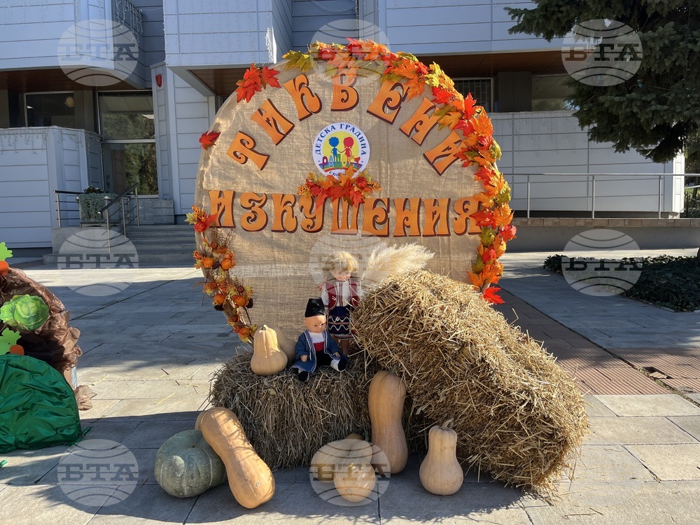 Над 5000 лева бяха събрани за профилактични прегледи на деца от благотворителен базар в Свищов