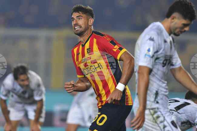 Аржентински нападател вкара първия си гол от януари насам и измъкна Лече от последното място в италианското първенство