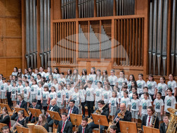 Младата смяна класически музиканти от Филхармония „Пионер“ очароваха публиката в зала „България“