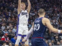 Clippers Kings Basketball