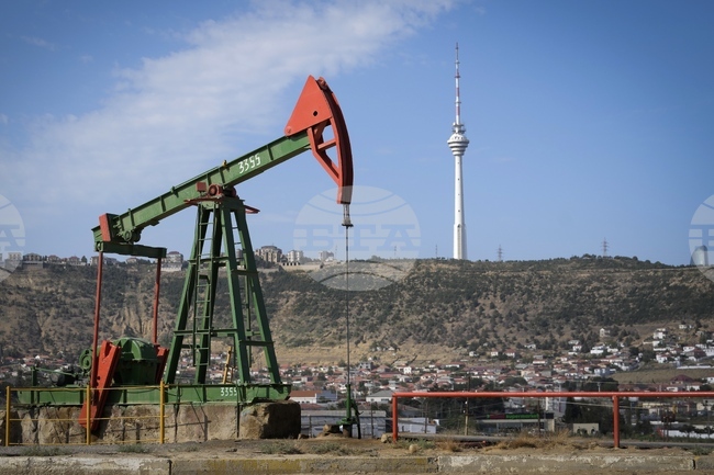 АЗЕРТАДЖ: Властите съобщиха какъв е добивът на петрол в Азербайджан през първото полугодие