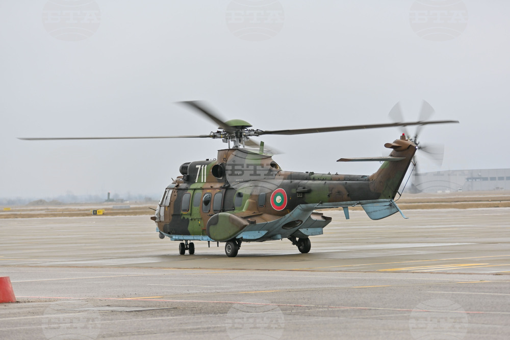 Crew of Cougar Helicopter from Krumovo Air Base Rescues Tourist in Pirin Mountain