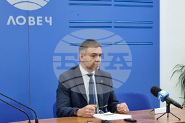 Национален пресклуб Ловеч - Боян Боянов - директор на ТП на НОИ