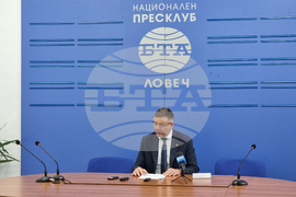 Национален пресклуб Ловеч - Боян Боянов - директор на ТП на НОИ