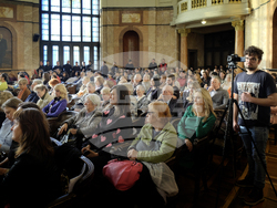 Факултетът по науки за образованието и изкуствата на Софийския университет отбеляза 40-годишнината си. Снимка: ФНОИ на СУ