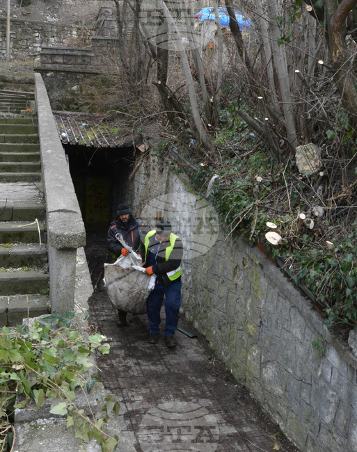 Хасково - бомбоубежища и укрития - почистване