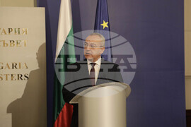 Гълъб Донев - Карл Нехамер - пресконференция