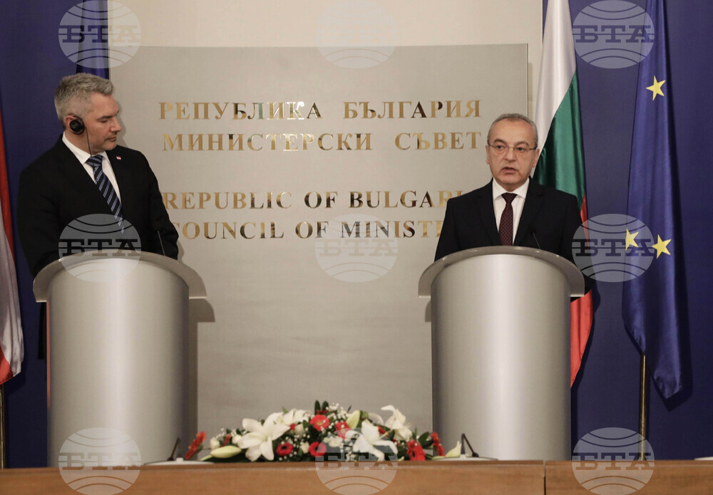 Гълъб Донев - Карл Нехамер - пресконференция