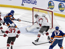 Devils Islanders Hockey