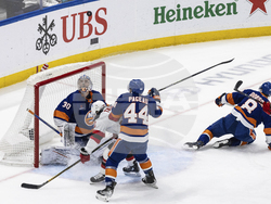 Devils Islanders Hockey