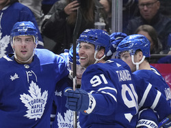 Islanders Maple Leafs Hockey