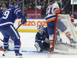 Islanders Maple Leafs Hockey