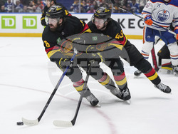 Oilers Canucks Hockey