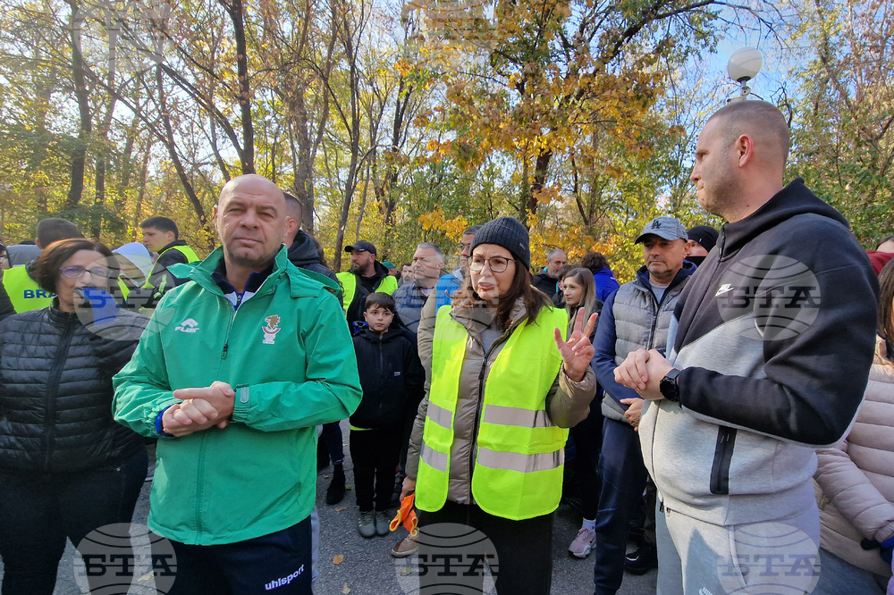 Пловдив - парк „Лаута” - акция - почистване