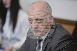 Парламент - Комисия за контрол над службите за сигурност