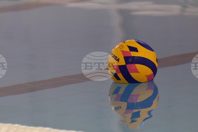 България стартира със загуба в европейските квалификации по водна топка за мъже