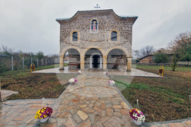 Попово - Главиницки епископ Макарий - храм „Св. Димитър”