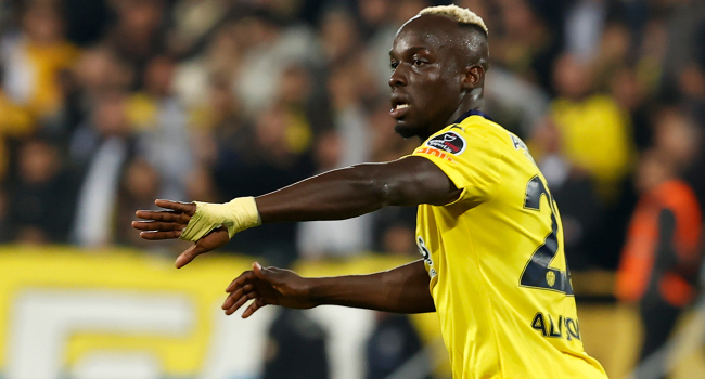 Ризеспор подписва постоянен договор с Али Соу 