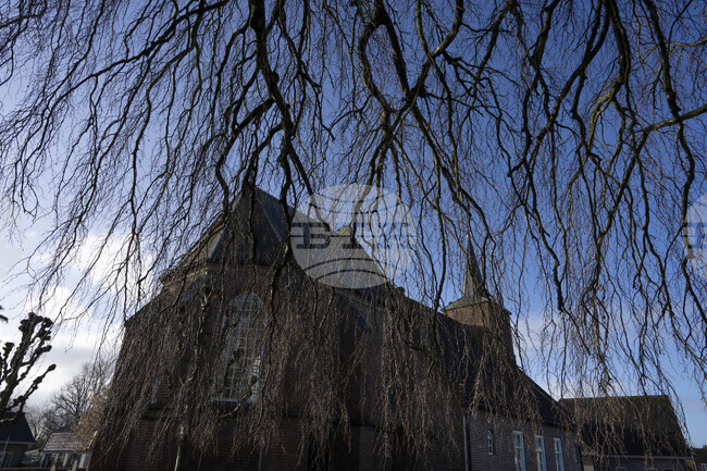 АНП: Все повече хора в Нидерландия се определят като религиозни