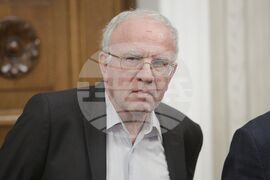 Румен Радев - ЦИК - среща - Цветозар Томов