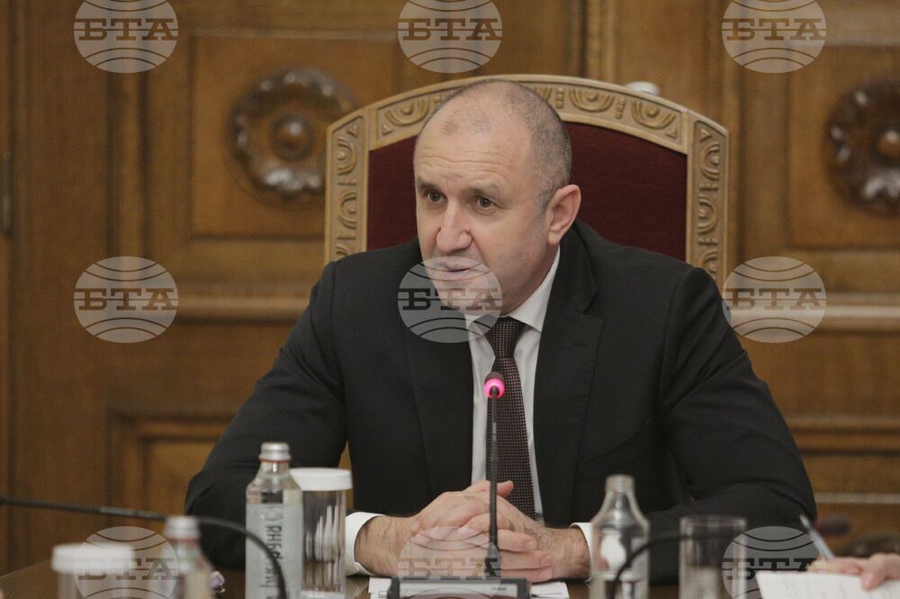 Румен Радев - ЦИК - среща