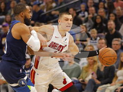 Heat Timberwolves Basketball