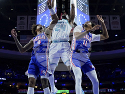 Hornets 76ers Basketball