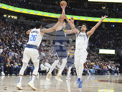 Mavericks Nuggets Basketball
