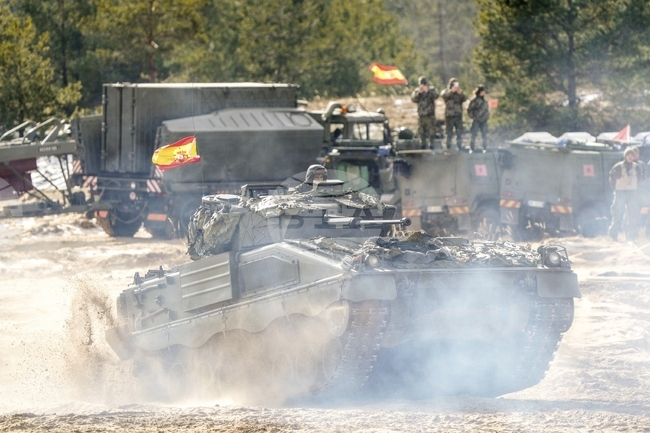 Зеленски се срещна с производители на оръжие в Испания