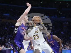 Raptors Lakers Basketball