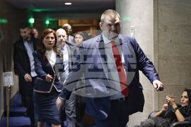 Народно събрание - „ДПС - Ново начало“ - напусна пленарна зала