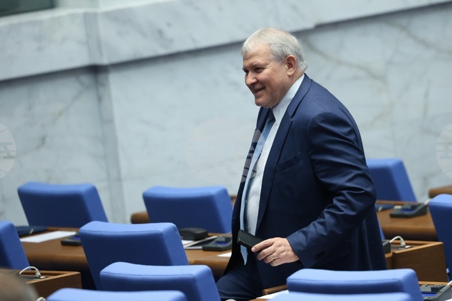 GERB-UDF Deputy Chair Hristov Sceptical about Adopting State Budget, Forming Government