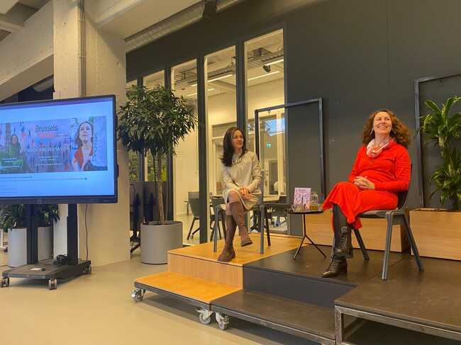 Литературно събитие с Ирина Папанчева и Мирена де Верт се състоя в Библиотеката на Айндховен