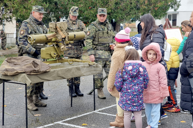 Ямбол - военни формирования - Ден на отворени врати
