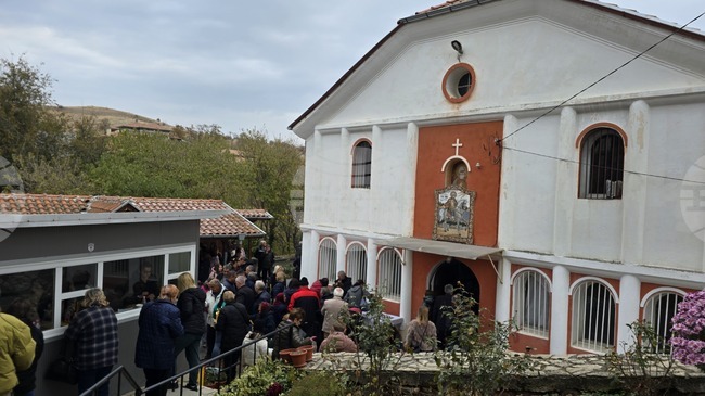 В петричкото село Старчево се намира най-старата черква, носеща името на Свети Мина