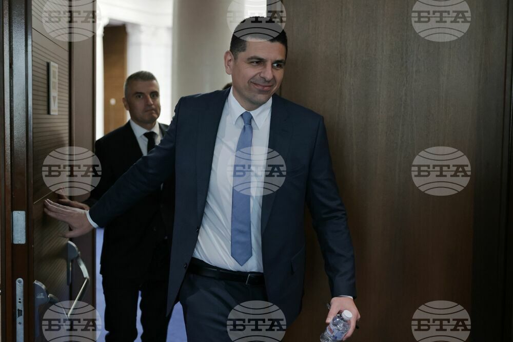 Ивайло Мирчев изрази надежда парламентът да заработи днес